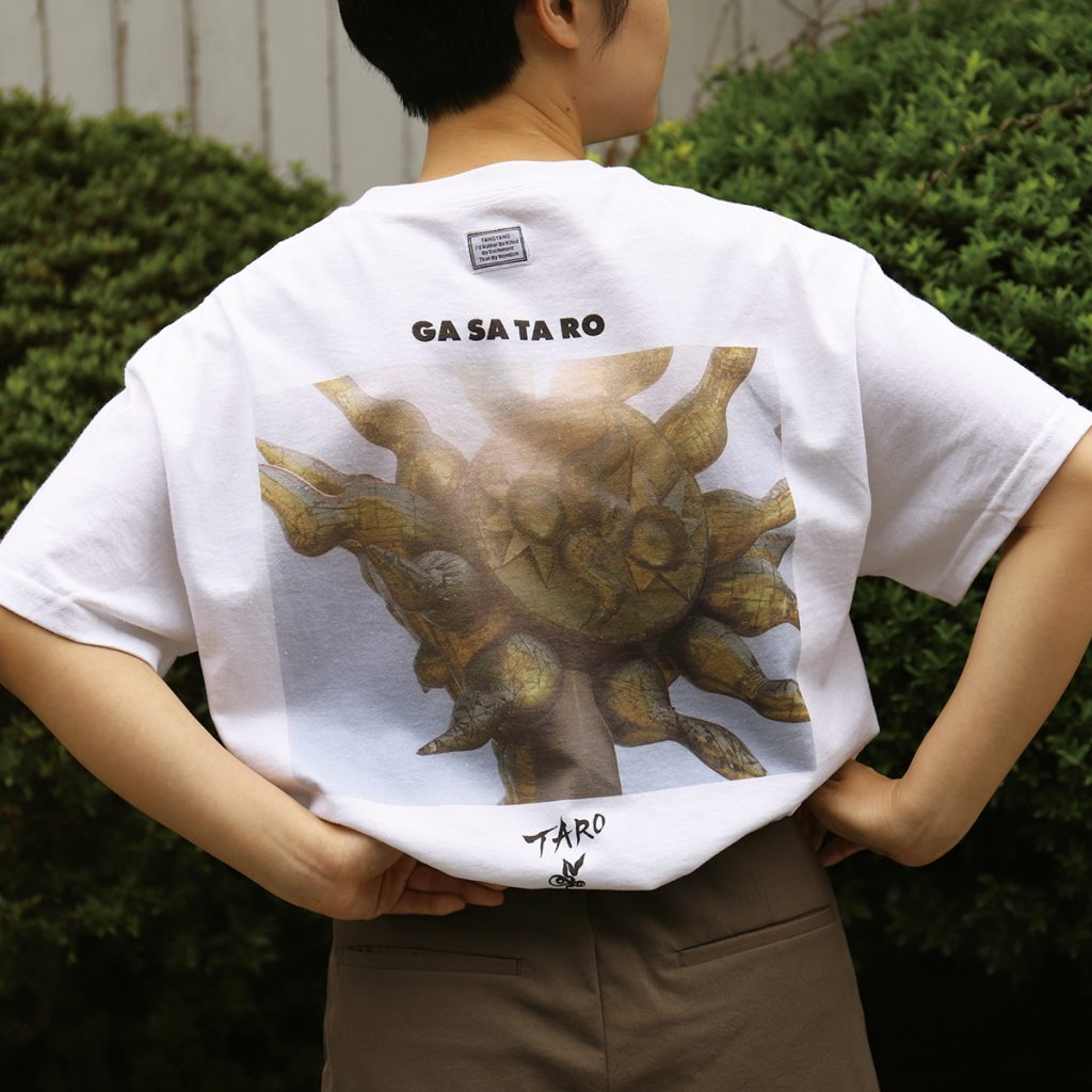 HONEYEE.COM | 「なんだこれは？」 岡本太郎作品をTシャツに落とし込ん